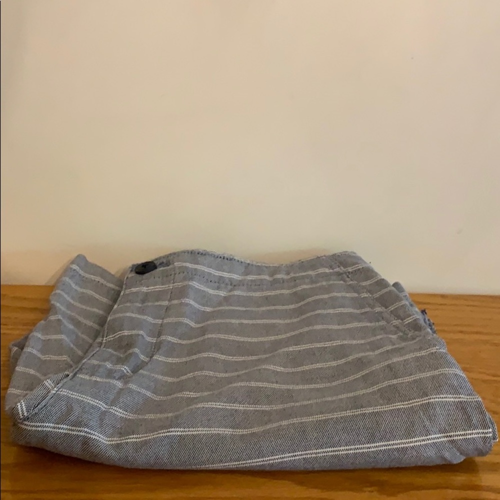 IZOD saltwater collection shorts